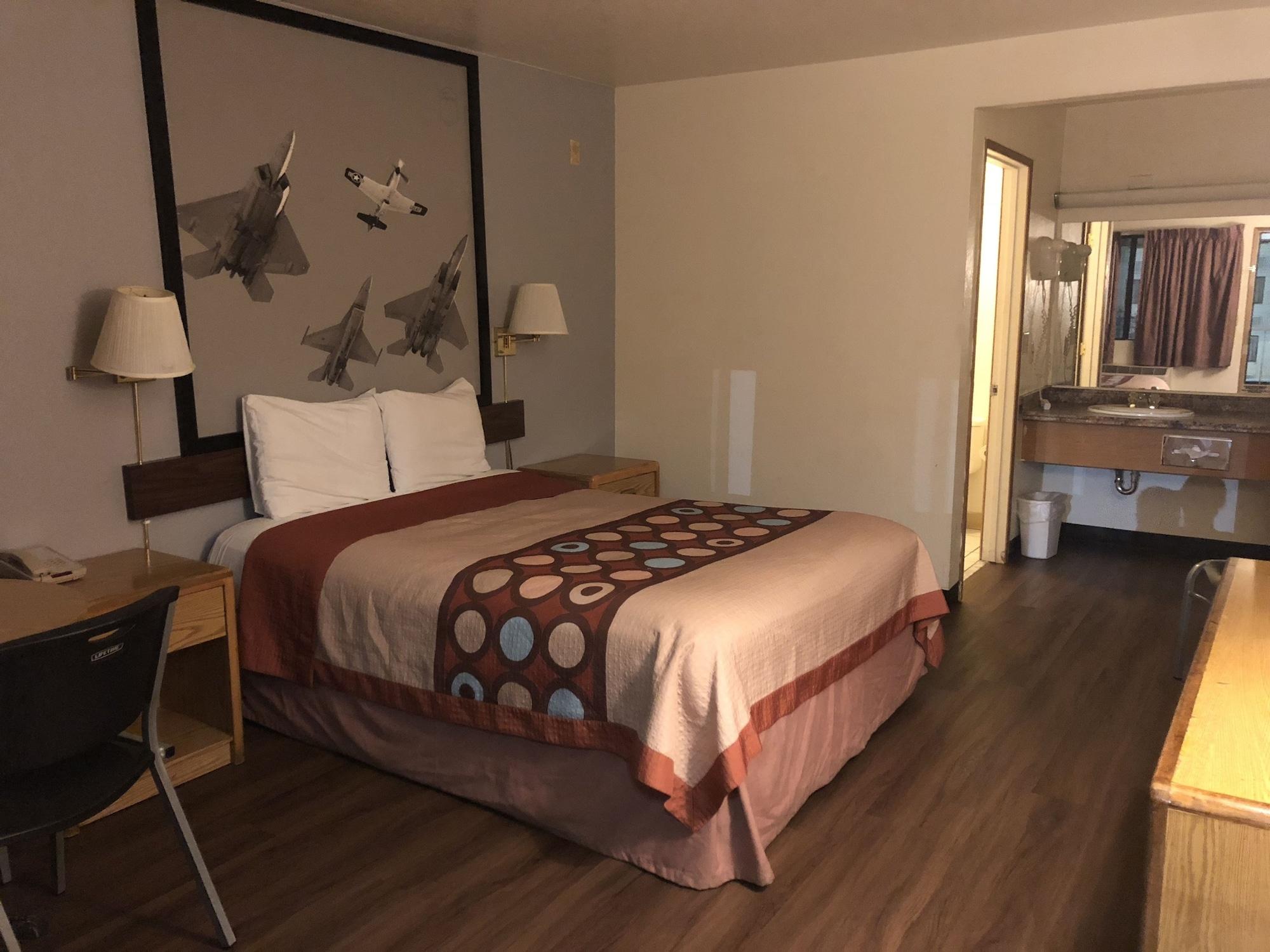 Super 8 By Wyndham Phoenix Metro North Bagian luar foto