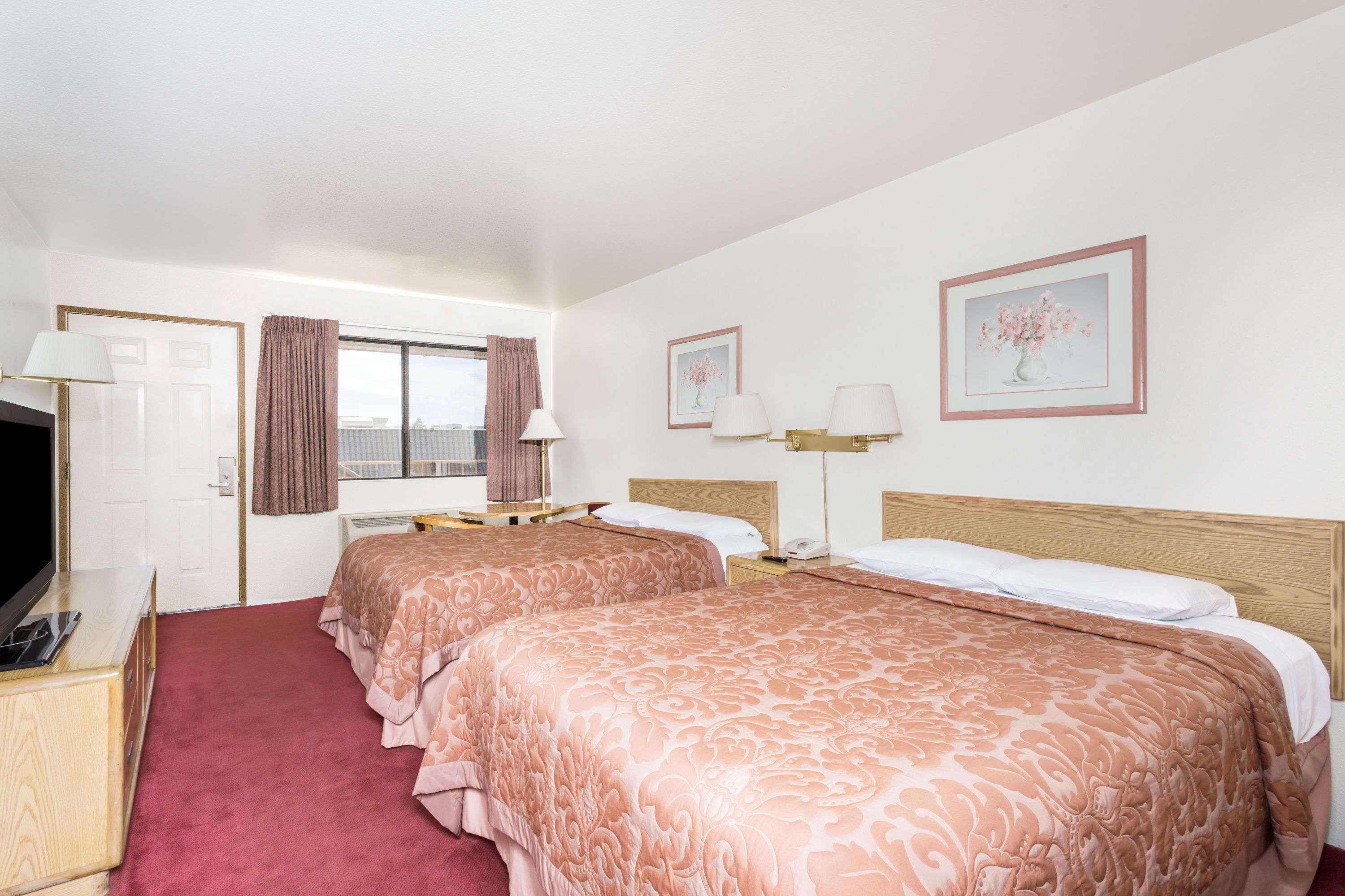 Super 8 By Wyndham Phoenix Metro North Bagian luar foto