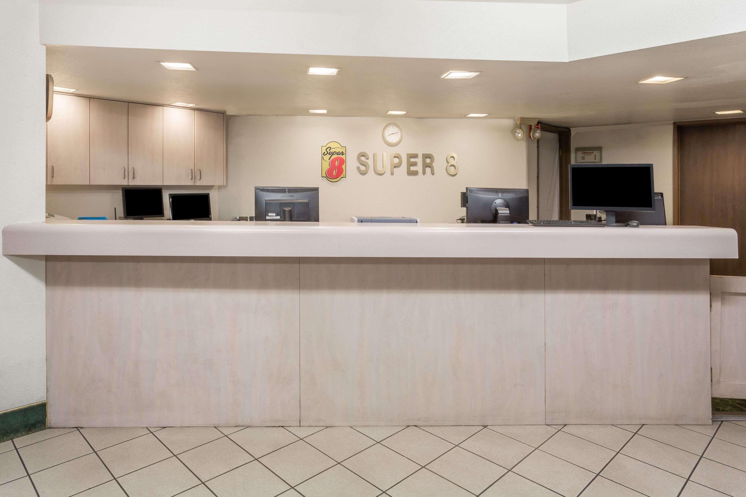Super 8 By Wyndham Phoenix Metro North Bagian luar foto